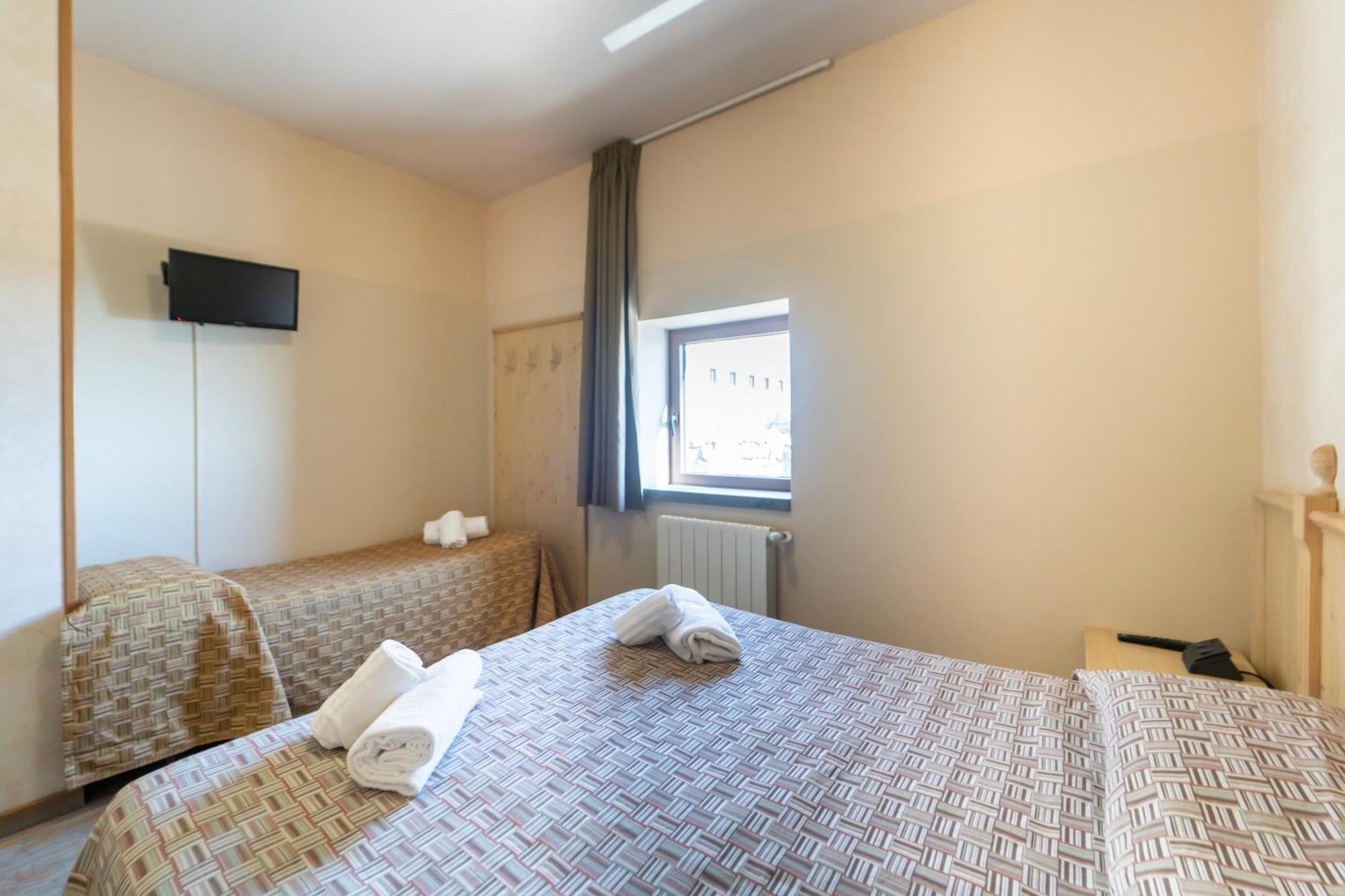 Rifugio Sapienza Hotel นีโกโลซี ภายนอก รูปภาพ
