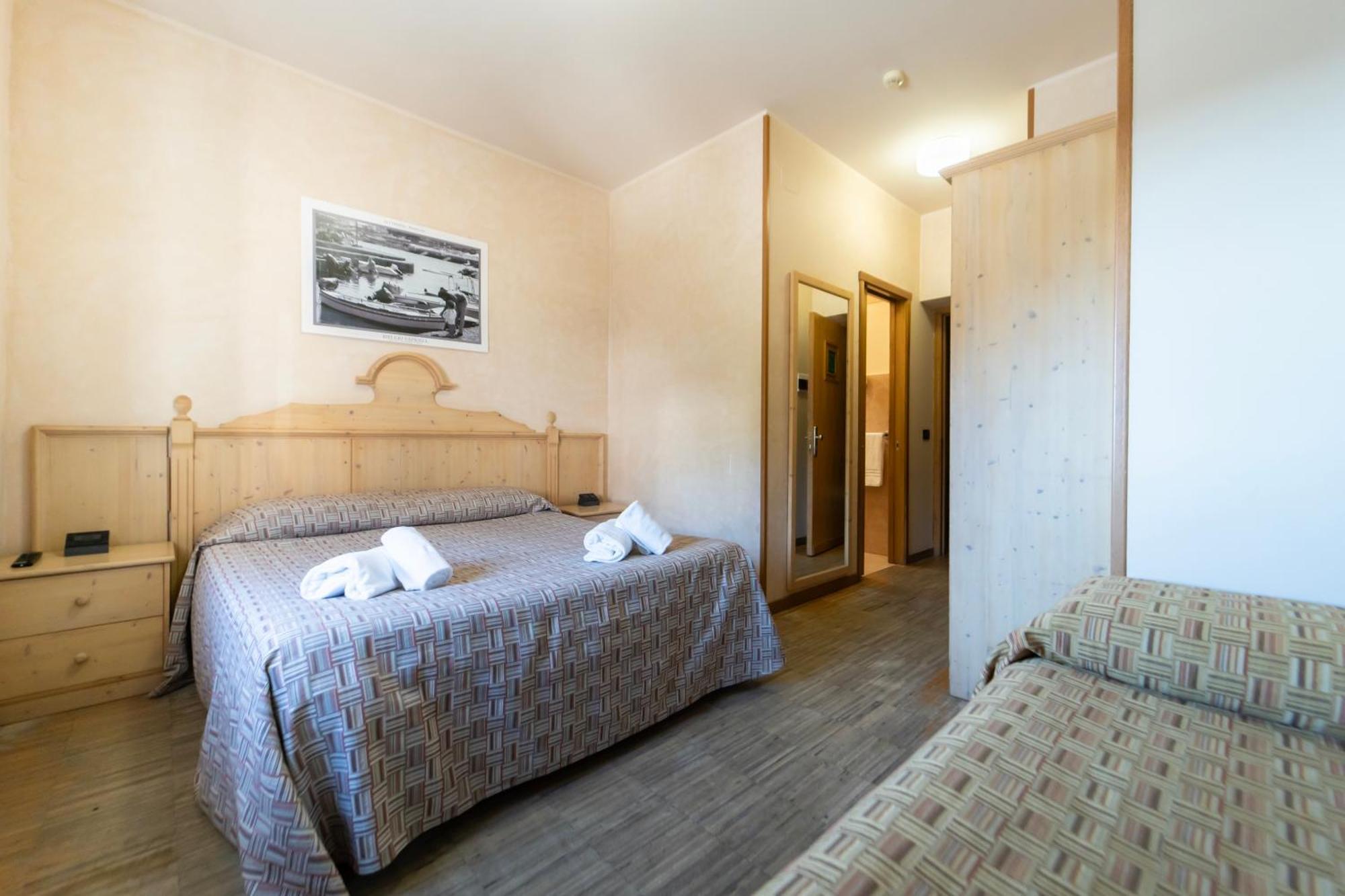 Rifugio Sapienza Hotel นีโกโลซี ภายนอก รูปภาพ